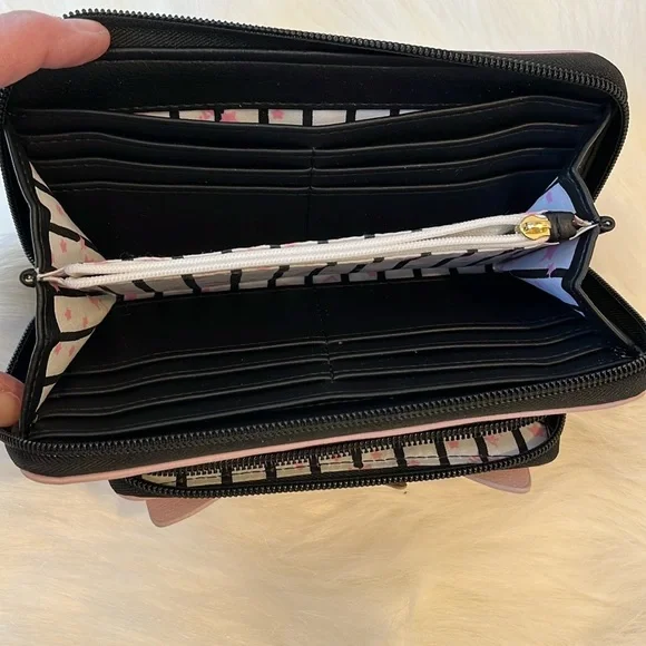 Luv Betsey by Betsey Johnson wallet coin purse cat unicorn pink zipper closure - Picture 4 of 12